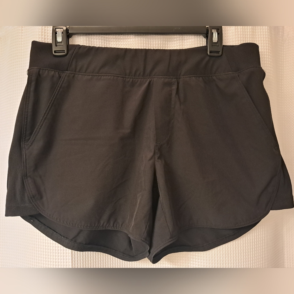 90 Degree By Reflex Black Athletic Shorts with Side Pockets